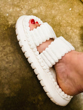 Load image into Gallery viewer, 2 Strap Marshmallow Slippers
