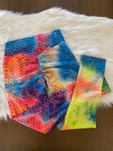 Load image into Gallery viewer, Honeycomb Booty Lift Leggings - Tie Dye