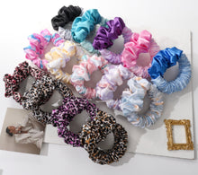 Load image into Gallery viewer, Heatless Curling Silk Scrunchies