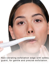 Load image into Gallery viewer, Dermaplane Facial Hair Remover