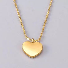 Load image into Gallery viewer, Mother of Pearl Heart Necklace