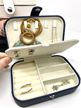 Load image into Gallery viewer, Portable Jewelry Box