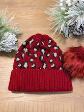 Load image into Gallery viewer, Leopard Beanie w snap on/off puff